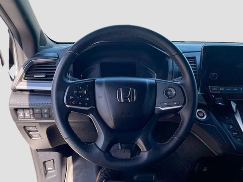 Used 2024 Honda Odyssey Sport image 11