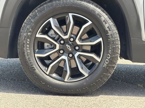 Used 2025 Chevrolet TrailBlazer ACTIV w/ Convenience Package FWD image 26