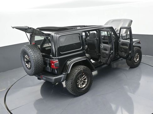 Used 2025 Jeep Wrangler Unlimited Rubicon 392 image 72