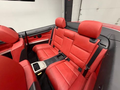 Used 2007 BMW 328i Convertible image 23