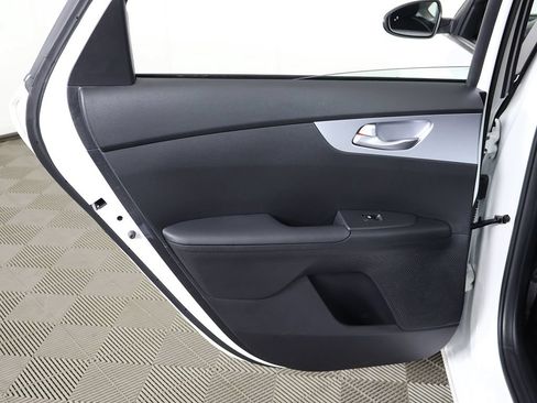 Used 2024 Kia Forte LXS w/ LXS Technology Package FWD image 23