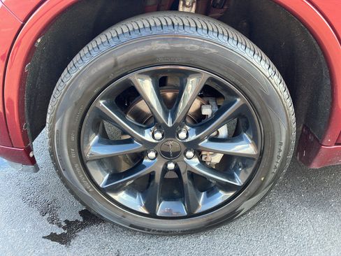 Used 2018 Dodge Durango GT w/ Premium Group AWD/4WD image 11