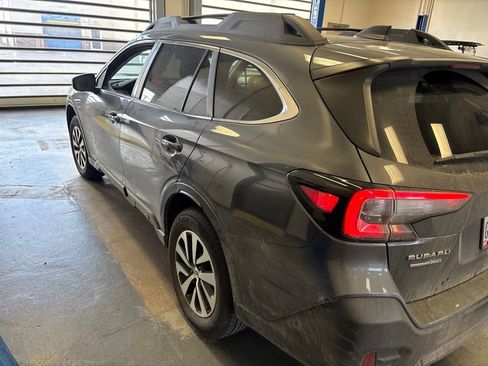 Used 2022 Subaru Outback Premium AWD/4WD image 8