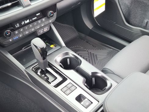 New 2026 Subaru Outback Touring AWD/4WD image 15