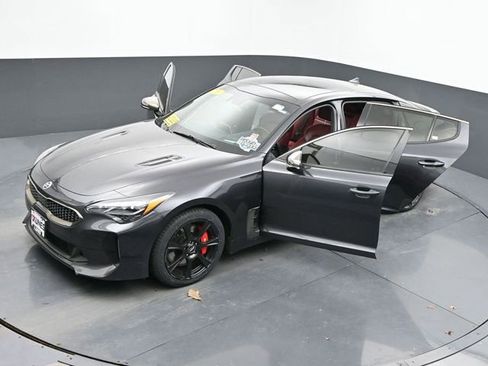 Used 2021 Kia Stinger GT2 image 64