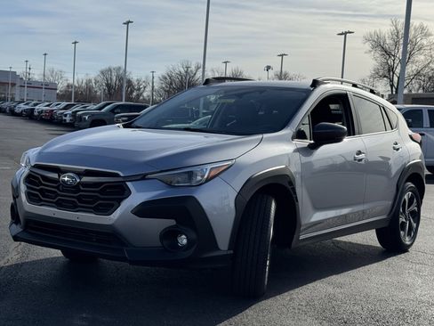 Used 2024 Subaru Crosstrek 2.0i Premium image 15