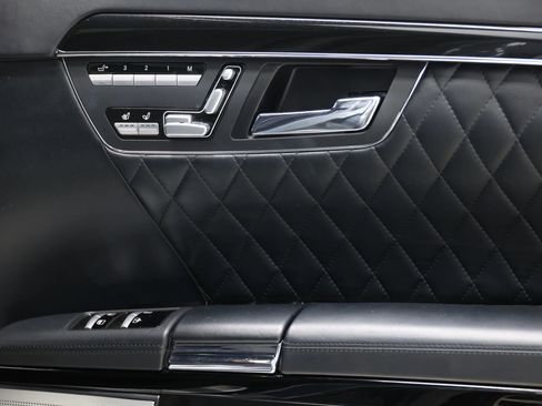 Used 2011 Mercedes-Benz S 65 AMG image 59