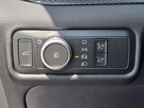 Used 2022 Ford Explorer ST w/ Equipment Group 401A AWD/4WD image 18