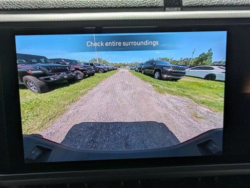 New 2026 Jeep Gladiator Sport AWD/4WD image 21