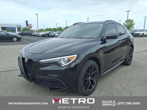 Used 2020 Alfa Romeo Stelvio Ti Sport w/ Quick Order Package 22S Sport AWD/4WD image 1
