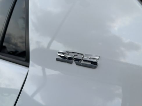 Used 2024 Toyota 4Runner SR5 Premium w/ Moonroof Package AWD/4WD image 8