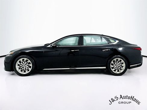 Used 2019 Lexus LS 500 w/ Accessory Package (Z2) image 4