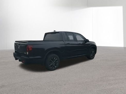 Used 2023 Honda Ridgeline Sport image 9