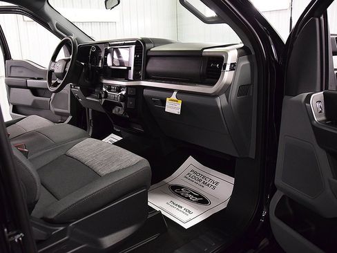 New 2026 Ford F350 XLT w/ 360-Degree Camera Package image 28