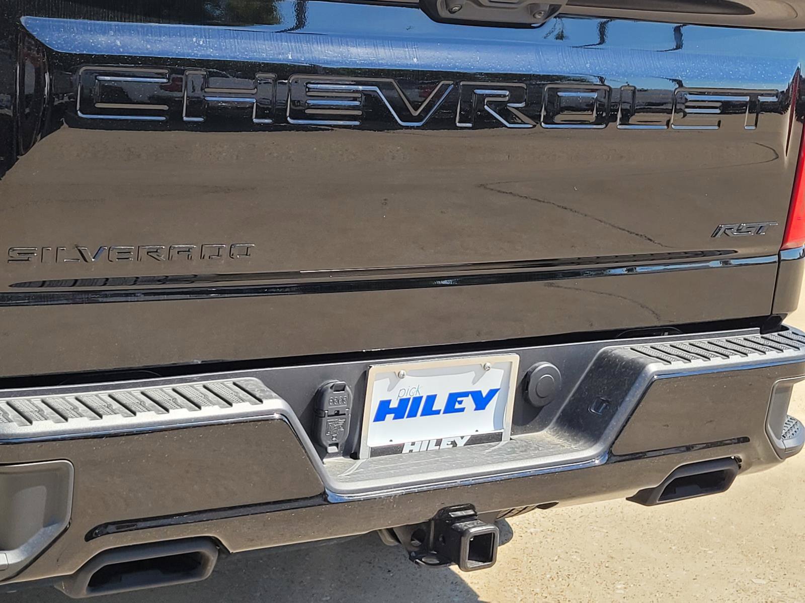 New 2026 Chevrolet Silverado 1500 RST w/ Dark Appearance Package RWD image 4