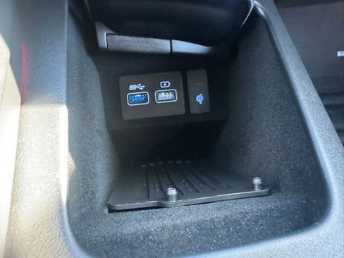 Used 2024 Genesis GV70 3.5T Sport w/ Sport Prestige Package image 35