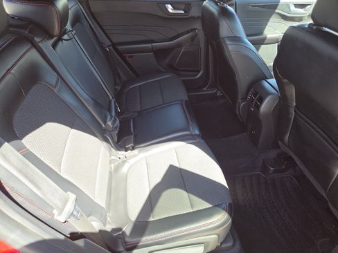 Used 2023 Ford Escape ST-Line AWD/4WD image 27