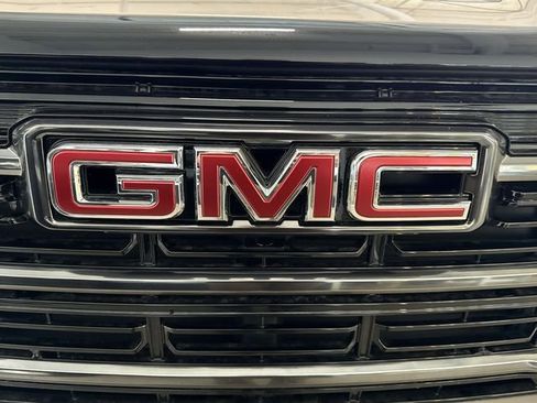 New 2026 GMC Terrain AT4 w/ Convenience Package III image 31