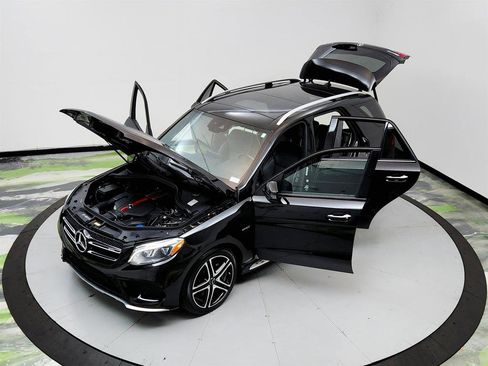 Used 2018 Mercedes-Benz GLE 43 AMG 4MATIC image 37