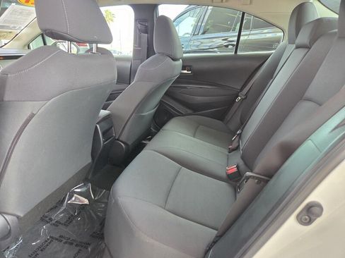 Used 2021 Toyota Corolla LE w/ Carpet Mat Package (TMS) FWD image 14