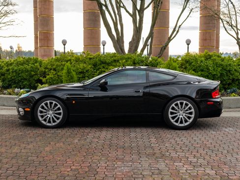 Used 2002 Aston Martin Vanquish image 34