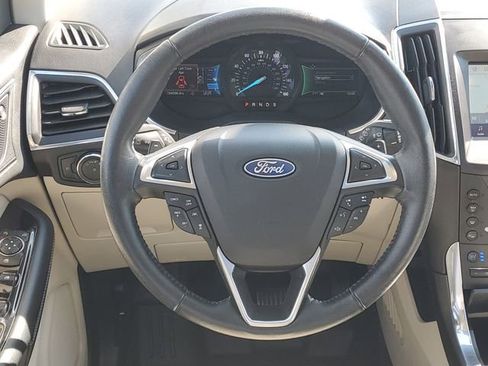 Used 2020 Ford Edge Titanium w/ Equipment Group 301A AWD/4WD image 14