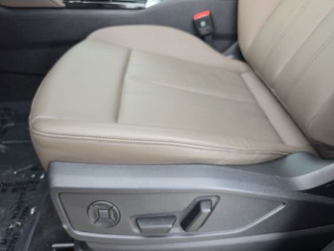 Used 2025 Audi Q5 2.0T Premium w/ Convenience Package image 32