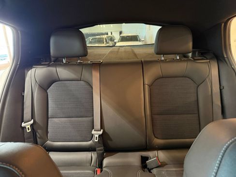 Used 2025 Buick Envista Preferred FWD image 36