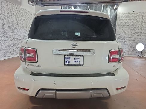 Used 2017 Nissan Armada SL image 5
