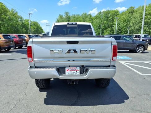 Used 2017 RAM 2500 Limited AWD/4WD image 7
