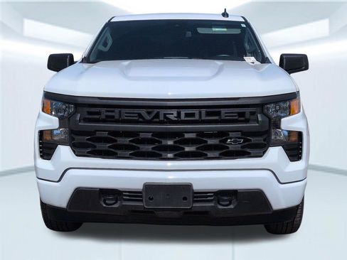 Used 2024 Chevrolet Silverado 1500 Custom w/ Turbomax Blackout Package RWD image 10