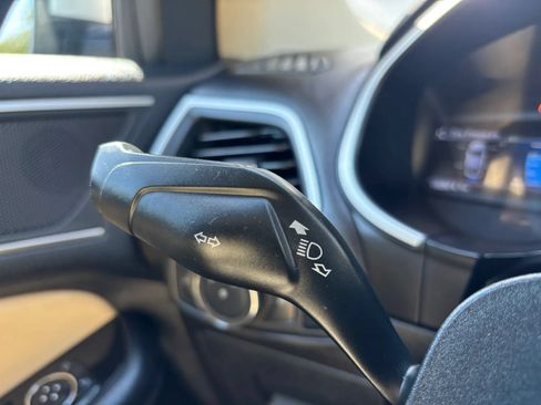 Used 2015 Ford Edge SEL w/ Equipment Group 201A AWD/4WD image 25