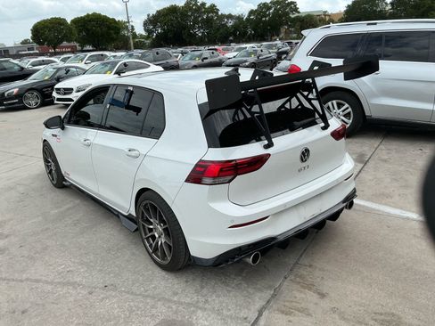 Used 2024 Volkswagen GTI SE FWD image 11