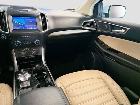 Used 2020 Ford Edge SEL w/ Convenience Package image 23