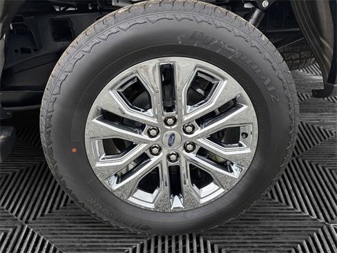 New 2025 Ford F150 Lariat w/ Equipment Group 501A Mid image 14