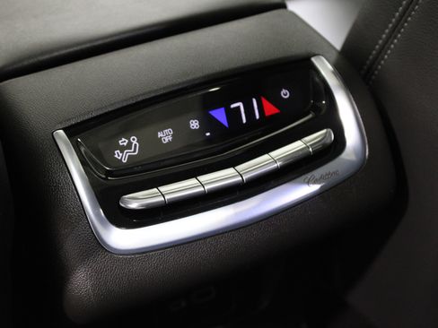 Certified 2023 Cadillac XT6 Luxury image 23