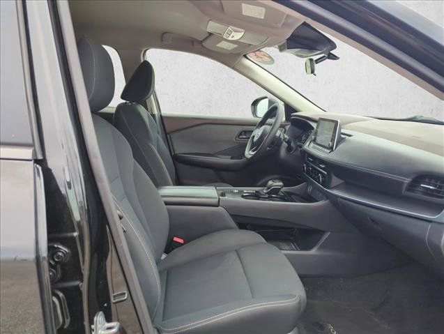 Used 2023 Nissan Rogue S FWD image 20