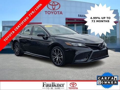 Certified 2024 Toyota Camry SE FWD image 1