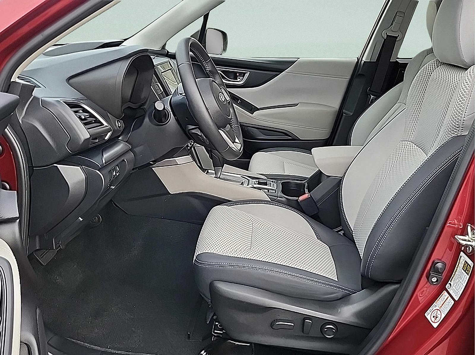 Used 2020 Subaru Forester Premium AWD/4WD image 14