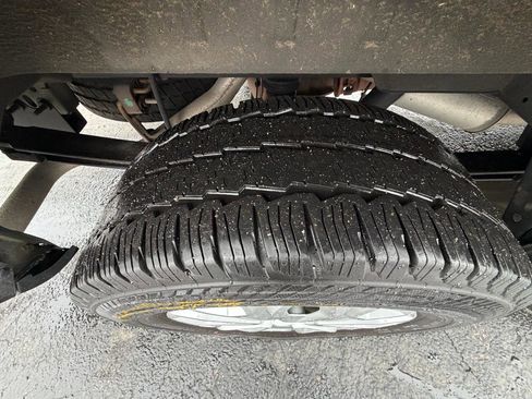 Used 2020 Ford Transit 350 XL image 37