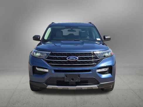 Used 2020 Ford Explorer XLT w/ Equipment Group 202A RWD image 9