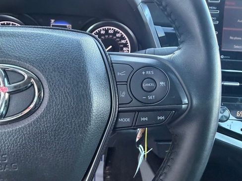 Used 2024 Toyota Camry SE image 17
