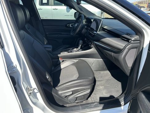 Used 2024 Jeep Compass Latitude w/ Convenience Group image 21