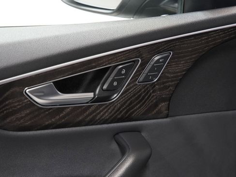 Used 2021 Audi Q8 Premium Plus w/ Premium Plus Package image 23