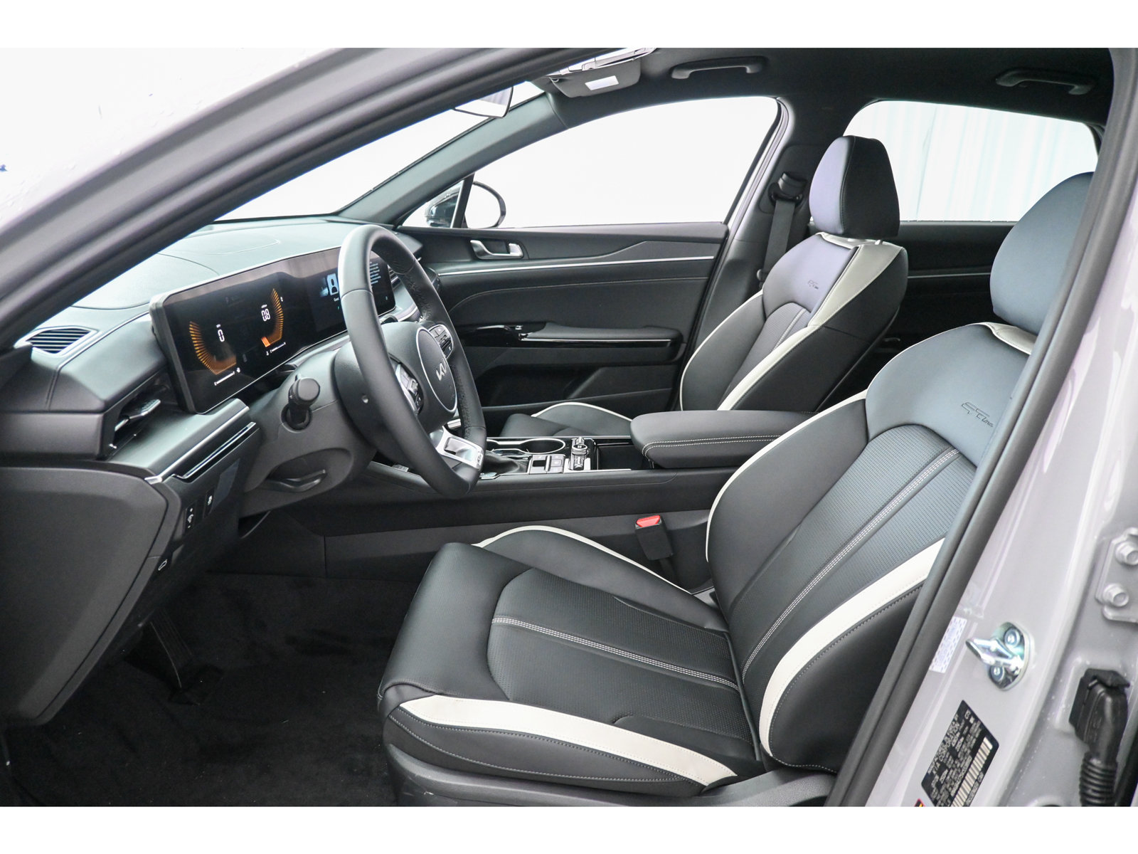 New 2027 Kia K5 GT-Line FWD image 15