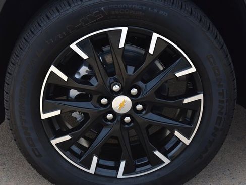 New 2026 Chevrolet Traverse LT w/ Sun and Wheel Package image 10
