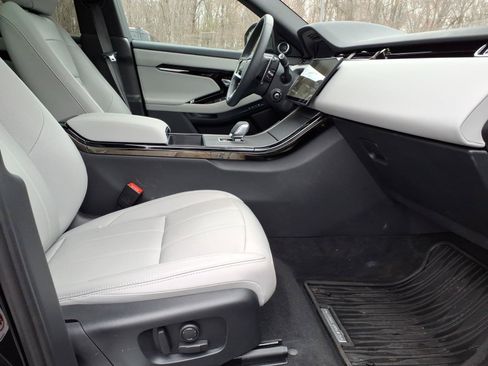 Certified 2026 Land Rover Range Rover Evoque S AWD/4WD image 3