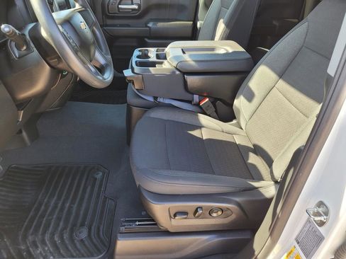 Certified 2024 Chevrolet Silverado 2500 Custom w/ Custom Convenience Package image 20