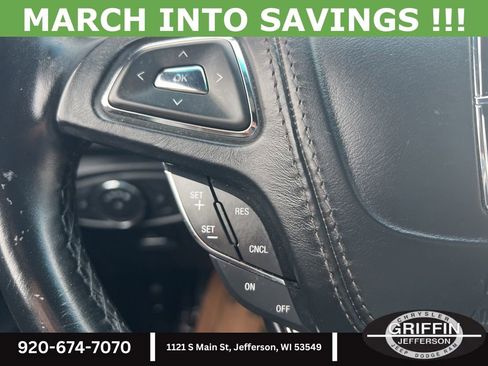 Used 2017 Lincoln MKZ Premiere image 17