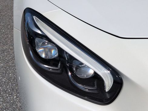 Certified 2020 Mercedes-Benz SL 450 w/ Premium Package image 10